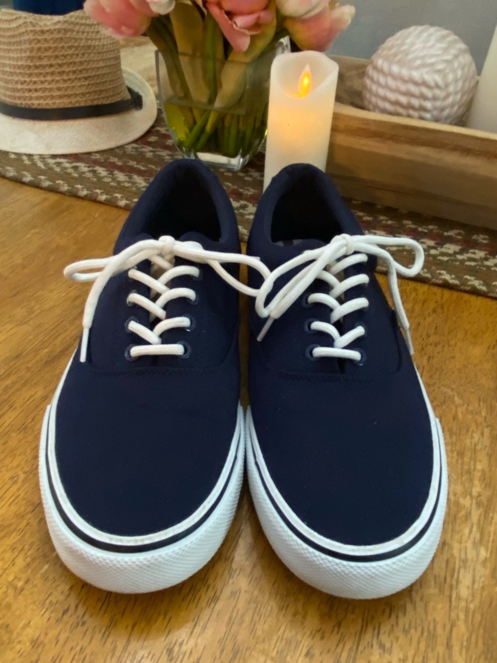 Izod Rangley Men's Lace-Up Canvas Shoes